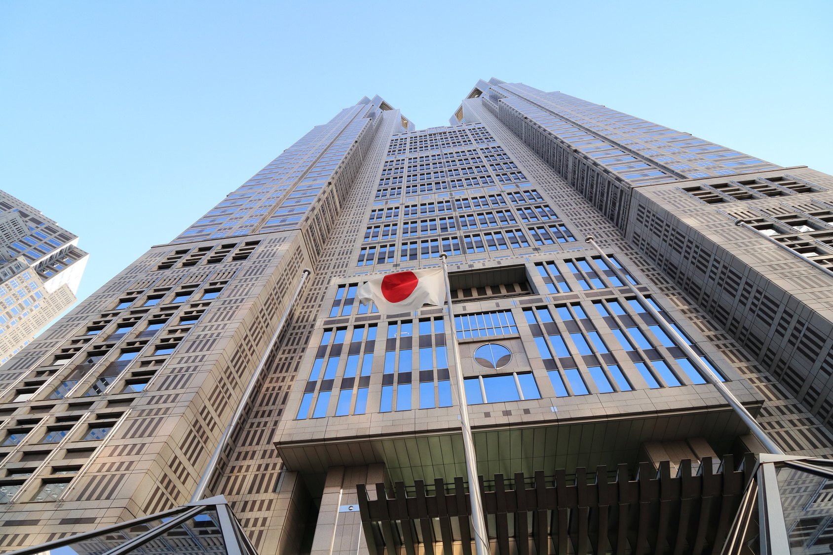 東京都新宿区で特殊清掃を依頼する前に知っておくべきこと