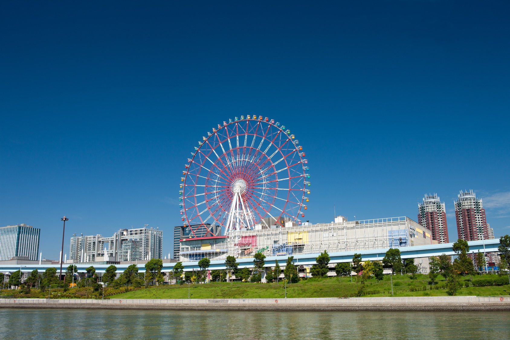 東京都江東区で特殊清掃を依頼する前に知っておくべきこと