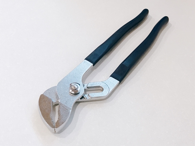 ウォーターポンププライヤー